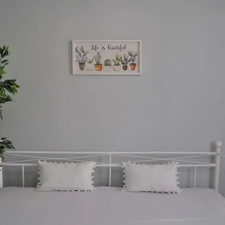 Naiada - 3 Bedrooms In Center Lefkada City